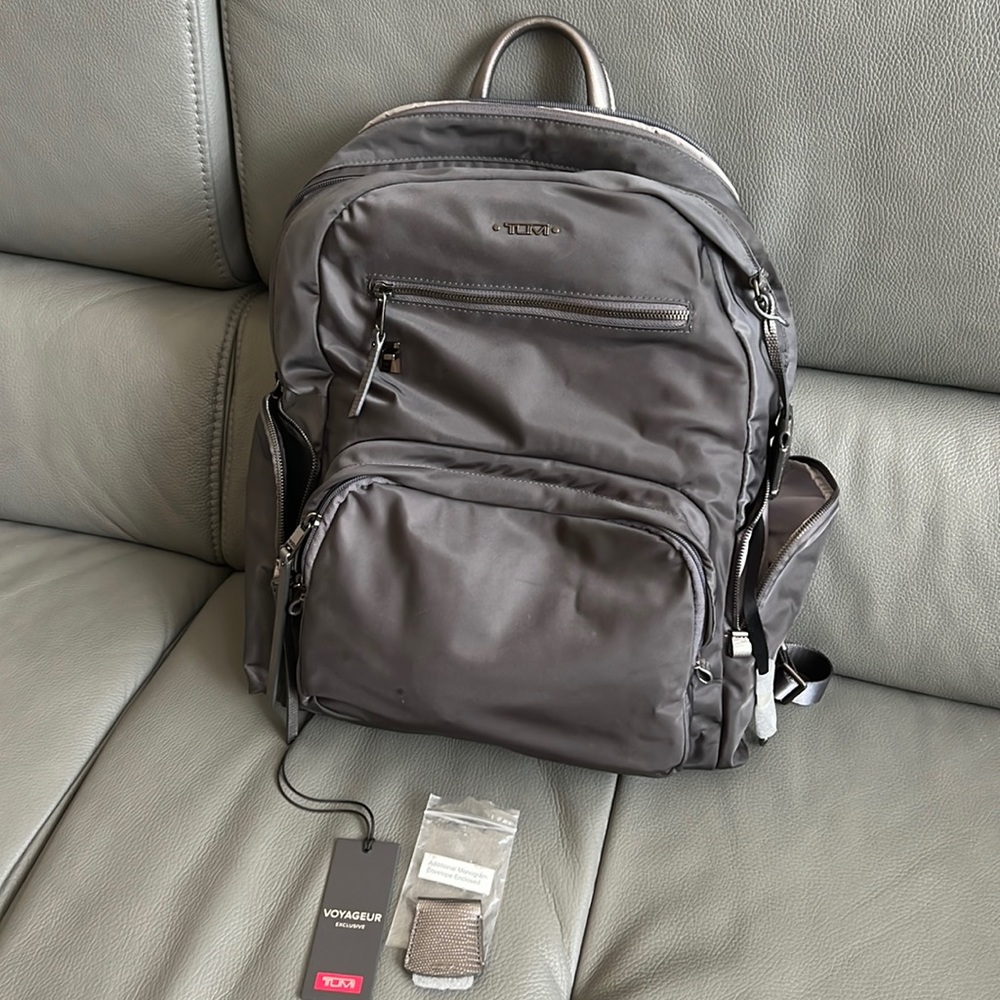 TUMI Voyageur Carson Backpack GREY - lightly used, LIKE NEW